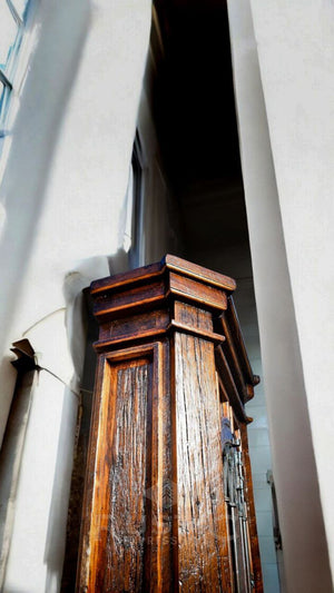Old Fashion Frontera Armoire