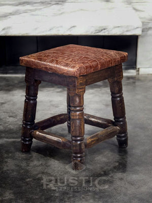 Old Fashion Cabin Stool