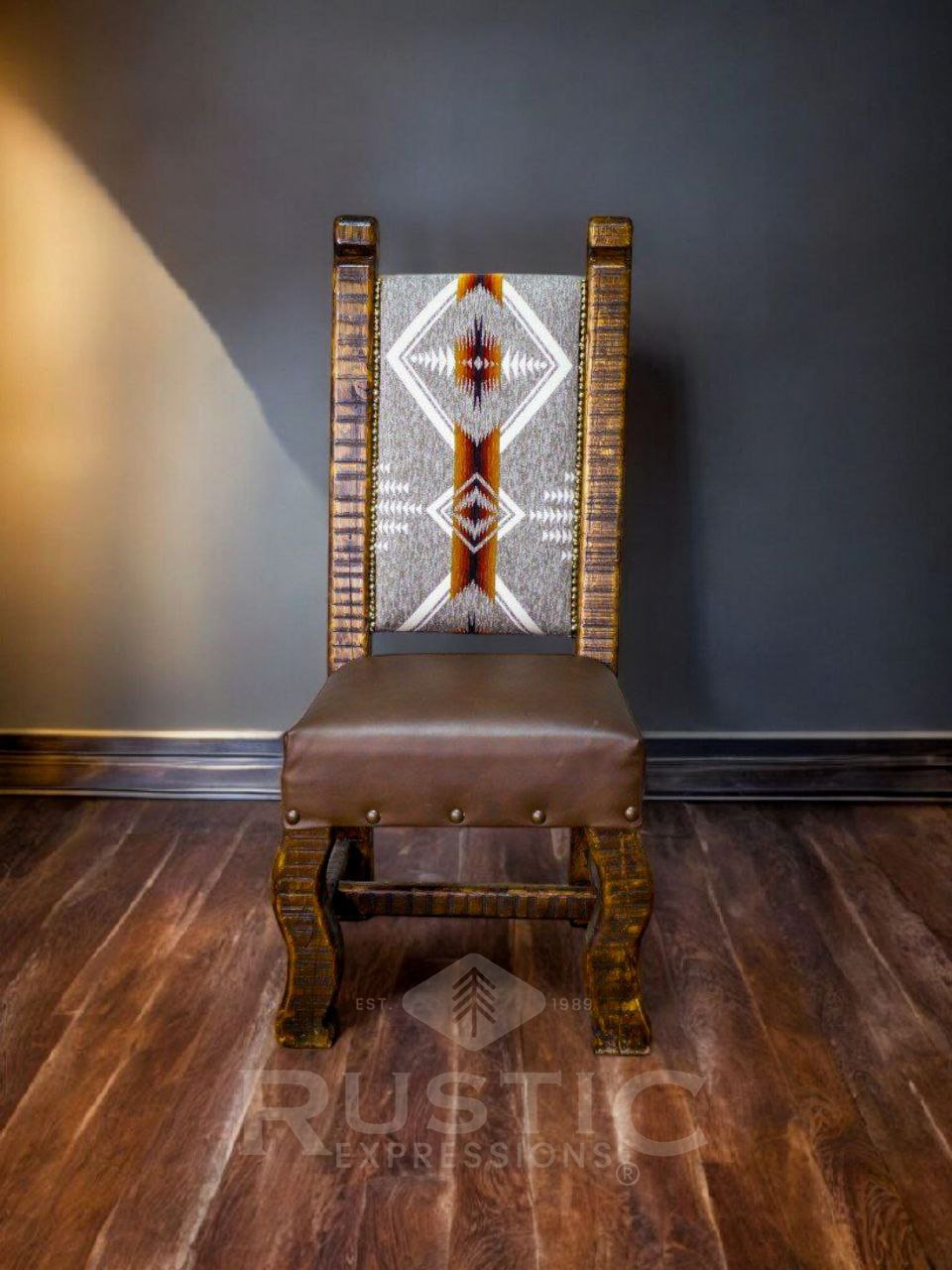 Old Fashion Sierra Native Chair
