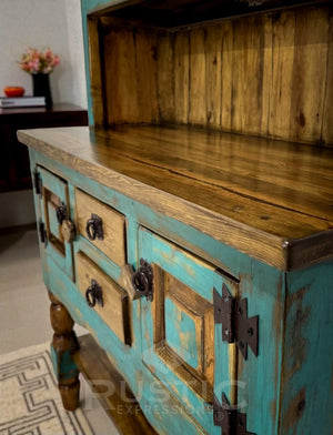 Cross Creek China Hutch