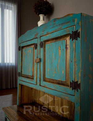 Cross Creek China Hutch
