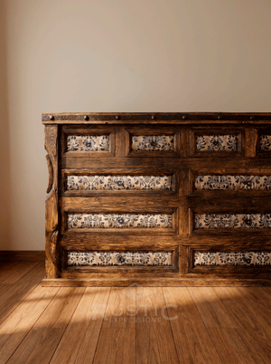Master Ox Yoke Dresser
