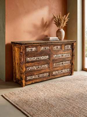 Master Ox Yoke Dresser