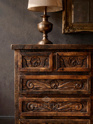 Old Fashion Grecia Dresser