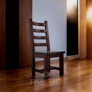 Rustic Chihuahua Chair