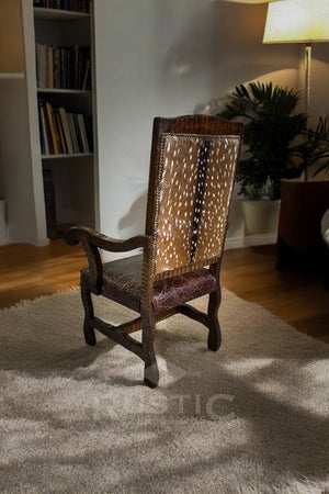 Capitan Texas Axis Chair