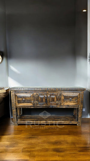 Old Fashion Imperial Coffee Table Set