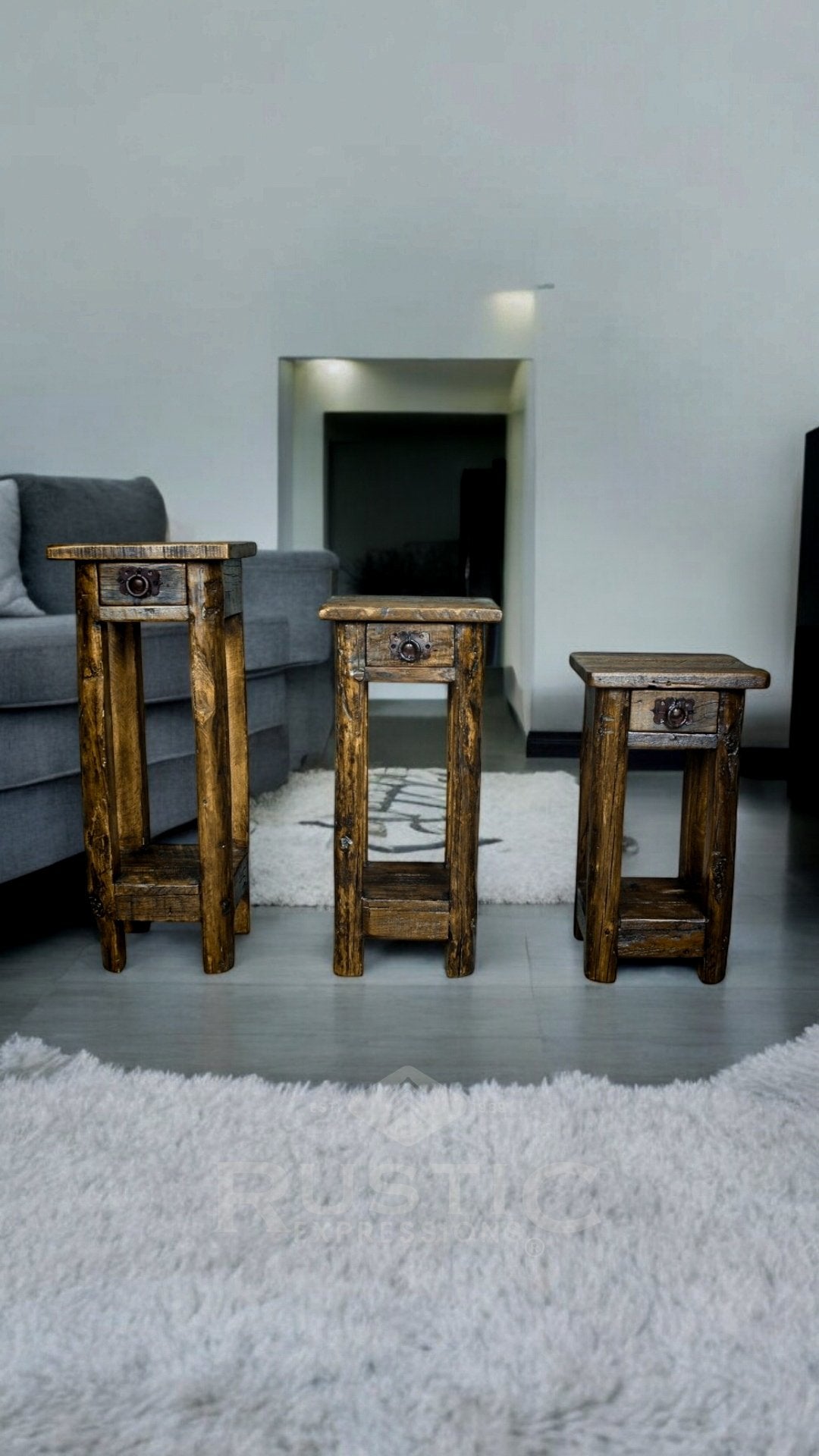 Vase Table Set