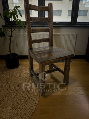 Old Fashion Chihuahua Chair